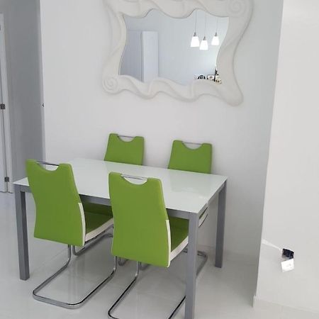 White Apartment Аликанте Экстерьер фото