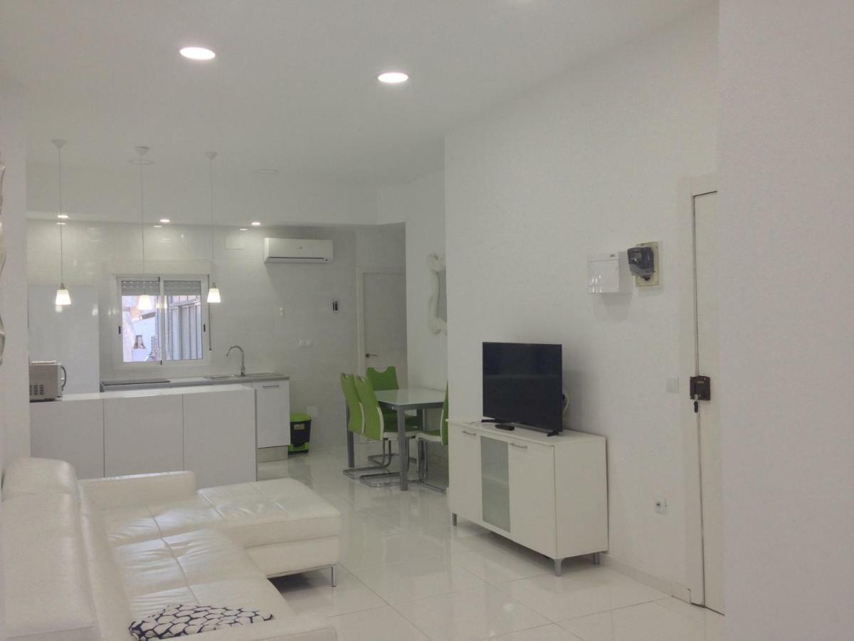 White Apartment Аликанте Экстерьер фото