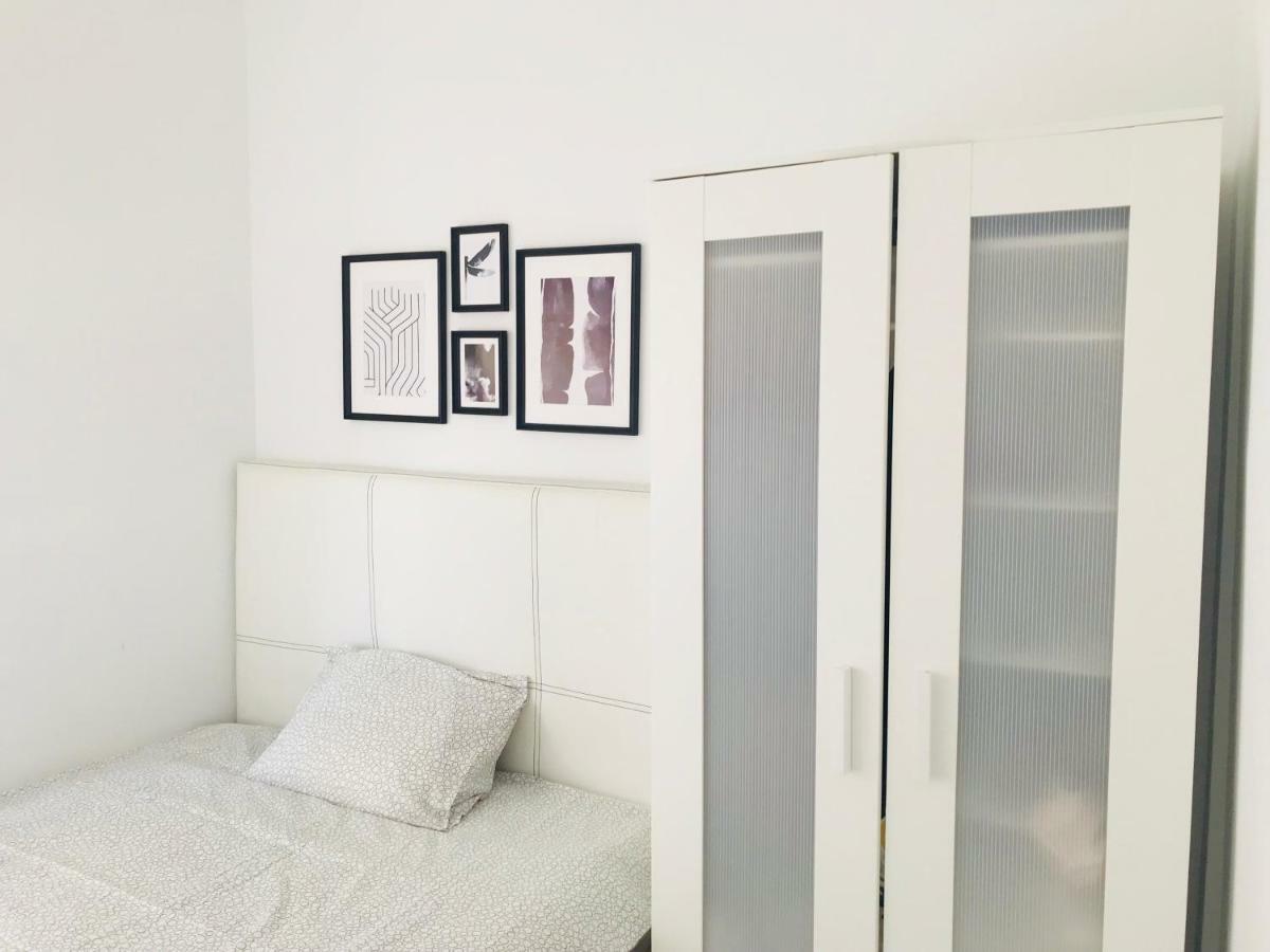 White Apartment Аликанте Экстерьер фото